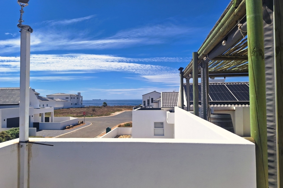 3 Bedroom Property for Sale in Sandy Point Western Cape
